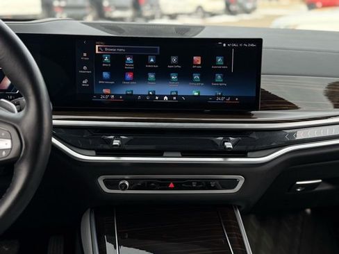 Used 2025 BMW X5 xDrive40i w/ Premium Enhanced Package image 28