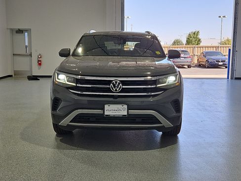 Used 2021 Volkswagen Atlas Cross Sport SEL Premium AWD/4WD image 3