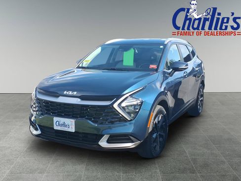 Used 2023 Kia Sportage EX AWD/4WD image 1