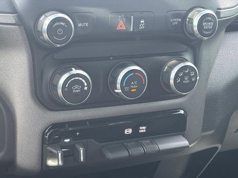 Used 2023 RAM 2500 Tradesman image 19