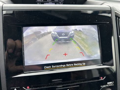 Used 2023 Subaru Crosstrek 2.0i Premium image 7