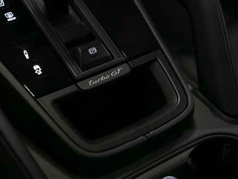 Used 2022 Porsche Cayenne Turbo GT AWD/4WD image 48