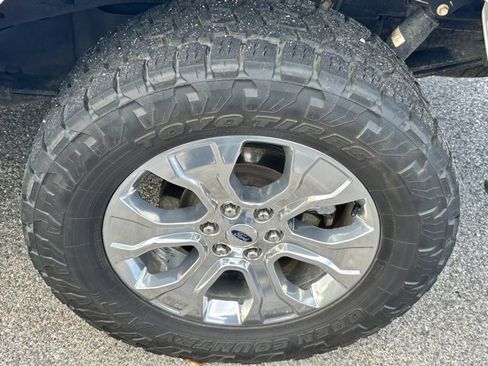 Used 2022 Ford F150 Platinum w/ Equipment Group 701A High image 30