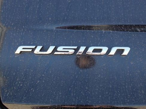 Used 2020 Ford Fusion SE image 19