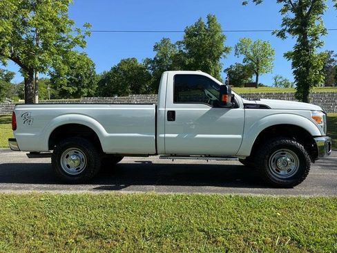 Used 2016 Ford F250 XL w/ Power Equipment Group AWD/4WD image 6
