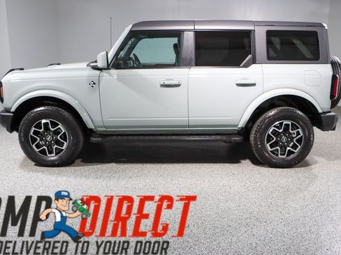Used 2023 Ford Bronco Outer Banks AWD/4WD image 10