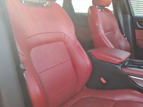 Used 2021 Jaguar F-PACE R-Dynamic S image 12