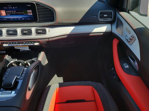 New 2026 Mercedes-Benz GLE 53 AMG 4MATIC Coupe image 19