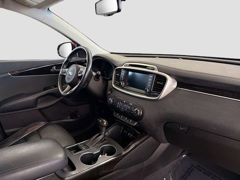 Used 2017 Kia Sorento EX w/ EX V6 Premium Package image 30