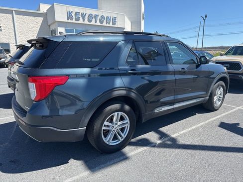 Certified 2023 Ford Explorer XLT w/ Equipment Group 202A image 4
