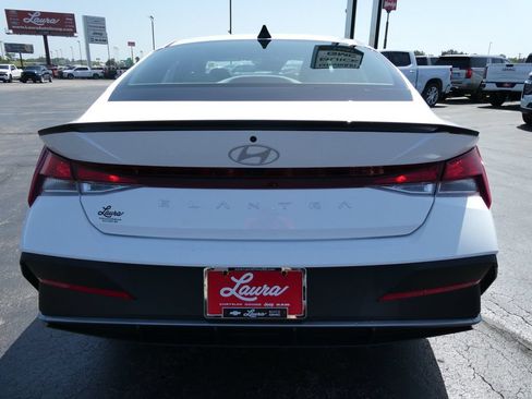 Used 2026 Hyundai Elantra Sport FWD image 6