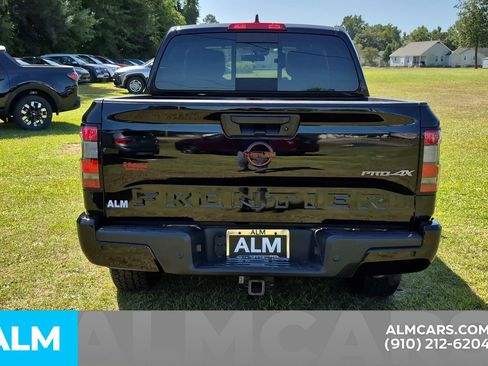 Used 2023 Nissan Frontier PRO-4X w/ Pro Convenience Package image 7