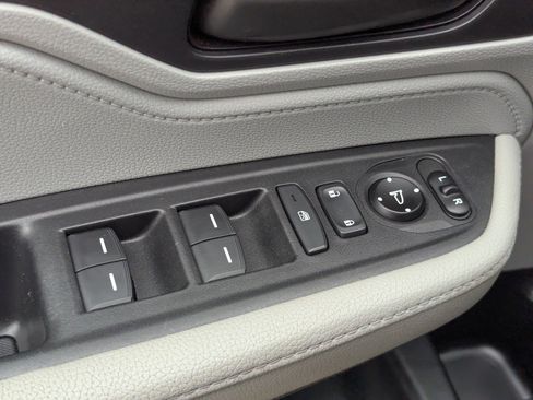 Used 2019 Honda Odyssey EX image 22