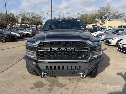 Used 2024 RAM 3500 Tradesman w/ Chrome Appearance Group image 2