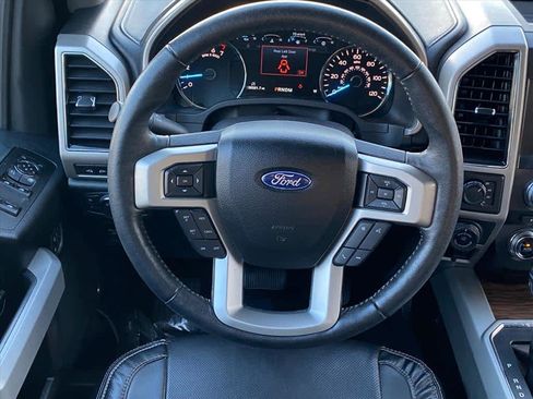 Used 2018 Ford F150 Lariat w/ Equipment Group 502A Luxury image 7