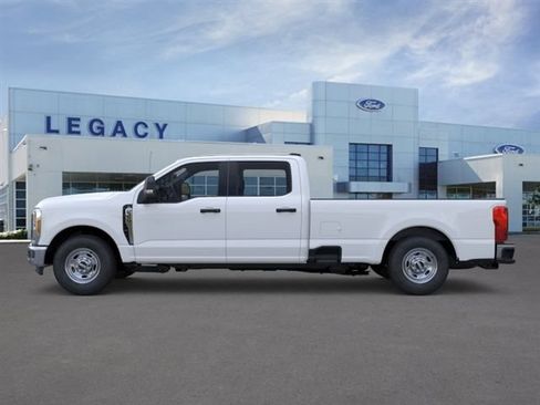 New 2026 Ford F350 XL w/ XL Chrome Package RWD image 3