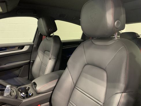 New 2026 Porsche Cayenne Coupe image 5