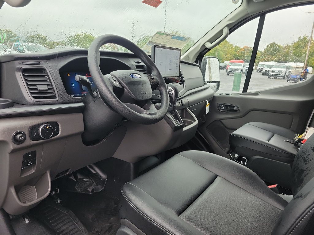New 2027 Ford Transit 250 Low Roof RWD image 25