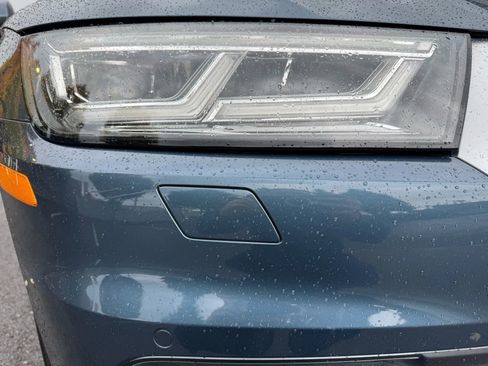 Used 2018 Audi Q5 2.0T Premium Plus w/ Premium Plus Package image 13