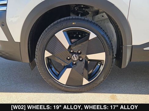 New 2026 Nissan Kicks SR w/ SR Premium Package FWD image 29