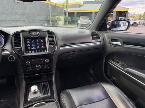 Used 2022 Chrysler 300 S w/ Comfort Group image 23