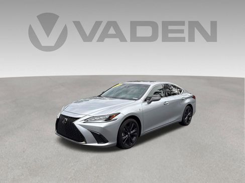 Used 2024 Lexus ES 300h F Sport w/ Accessory Package (Z1) FWD image 3
