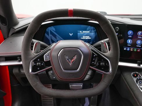 Used 2023 Chevrolet Corvette Stingray Premium Conv w/ Z51 Performance Package RWD image 22