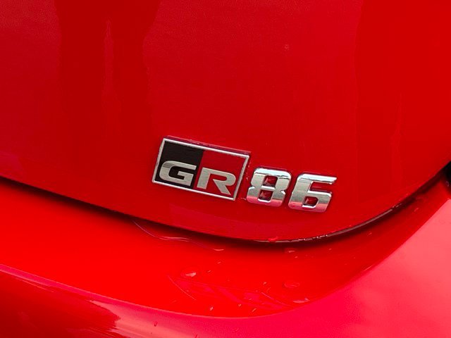 Used 2023 Toyota GR86 Premium RWD image 15