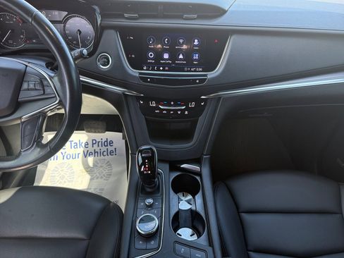 Certified 2022 Cadillac XT5 Luxury AWD/4WD image 11
