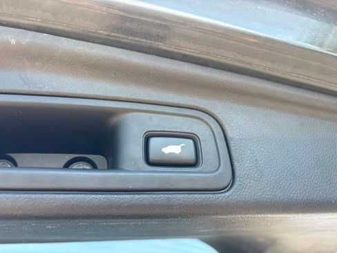 Used 2016 Honda Pilot EX-L image 11