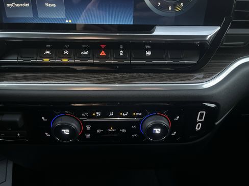 Used 2026 Chevrolet Silverado 1500 LT AWD/4WD image 26