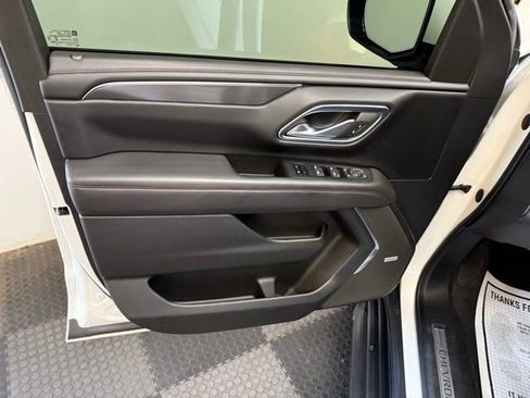 Certified 2022 Chevrolet Tahoe RST w/ Luxury Package image 17