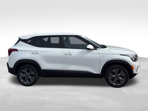 Certified 2024 Kia Seltos LX AWD/4WD image 5