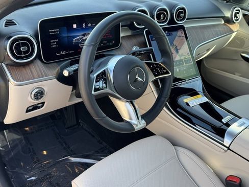 Used 2025 Mercedes-Benz C 300 Sedan image 17