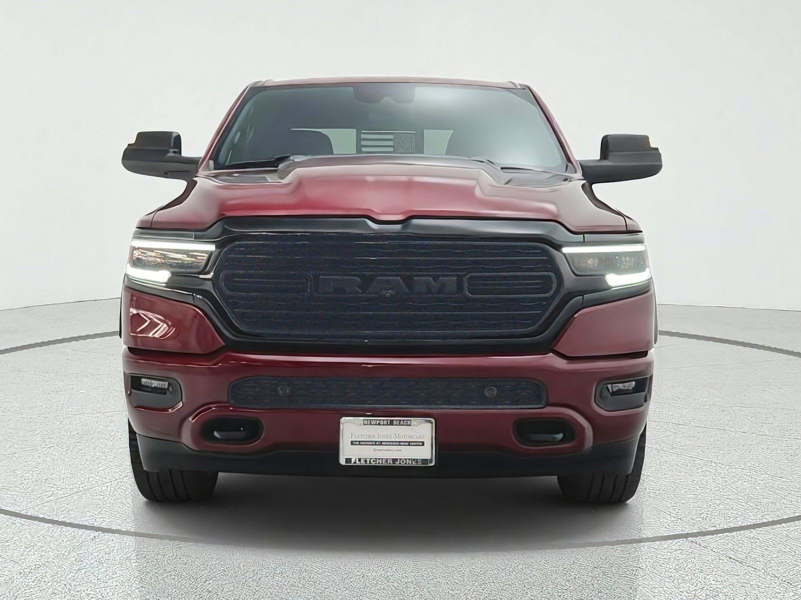 Used 2024 RAM 1500 Limited AWD/4WD image 2