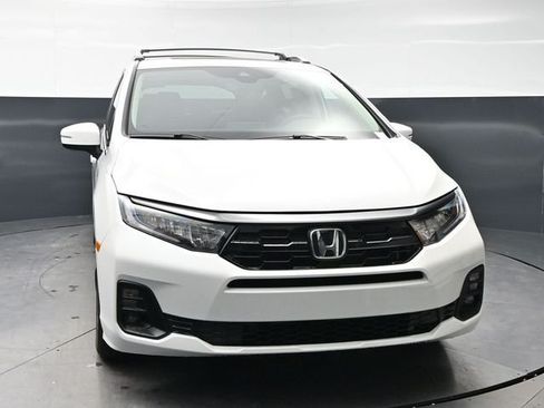 New 2026 Honda Odyssey Touring image 2