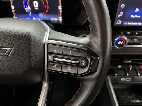 Used 2023 Chevrolet Colorado Z71 w/ Z71 Convenience Package 2 image 25