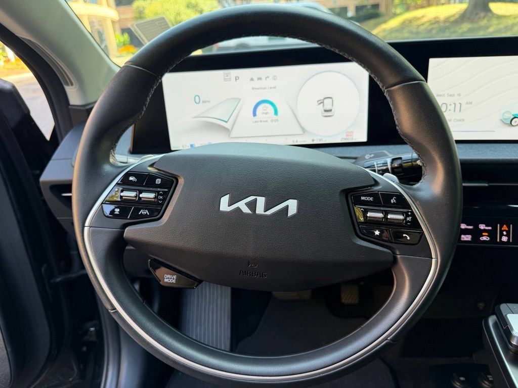 Used 2023 Kia EV6 Wind RWD image 7