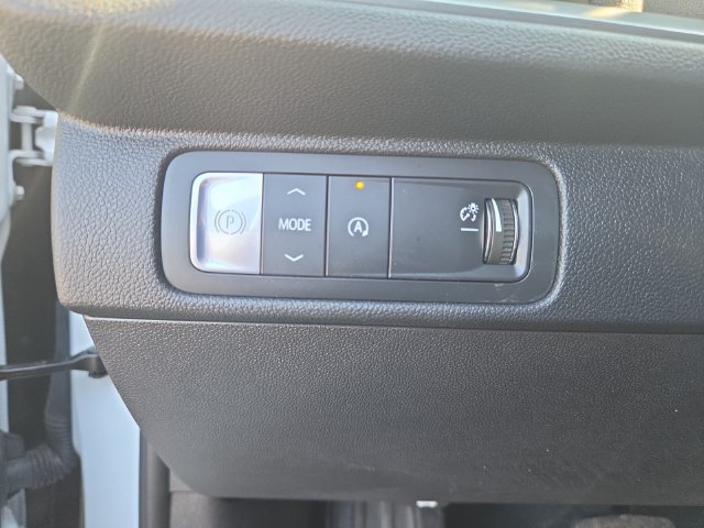 Used 2026 Chevrolet Traverse LT w/ LPO, Floor Liner Package FWD image 24
