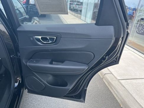 Certified 2025 Volvo XC60 B5 Plus image 12