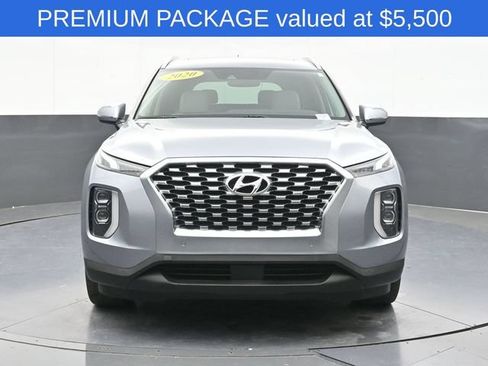 Used 2020 Hyundai Palisade SEL w/ Premium Package FWD image 2