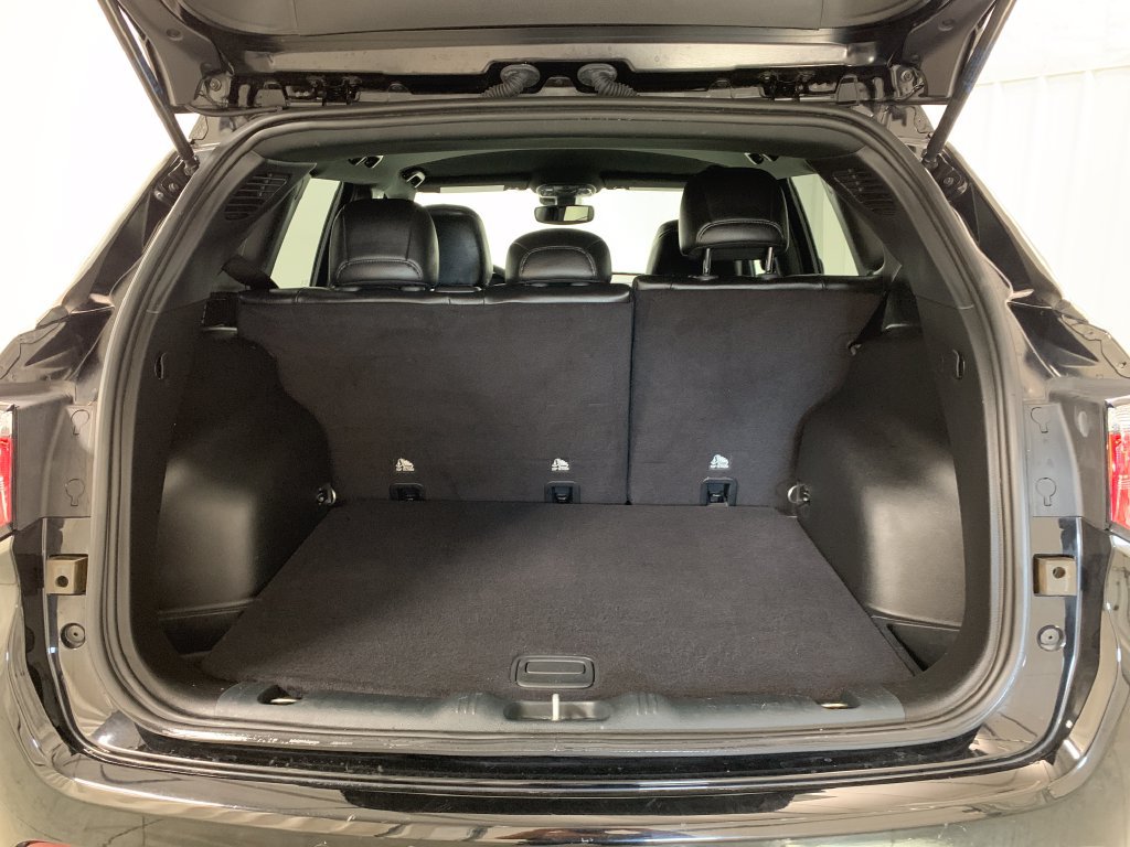 Used 2023 Jeep Compass Limited AWD/4WD image 21
