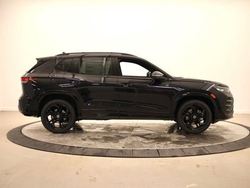 New 2026 Volkswagen Tiguan SE R-Line AWD/4WD image 2
