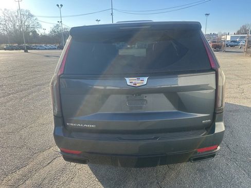 Used 2021 Cadillac Escalade Sport Platinum image 4
