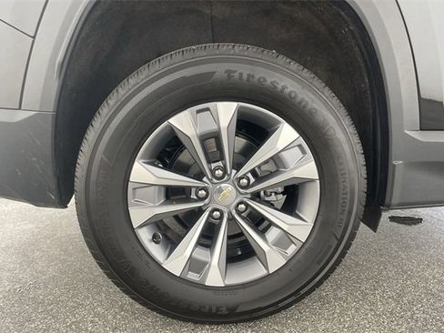 Used 2025 Chevrolet Equinox LT w/ Safety and Technology Package image 48