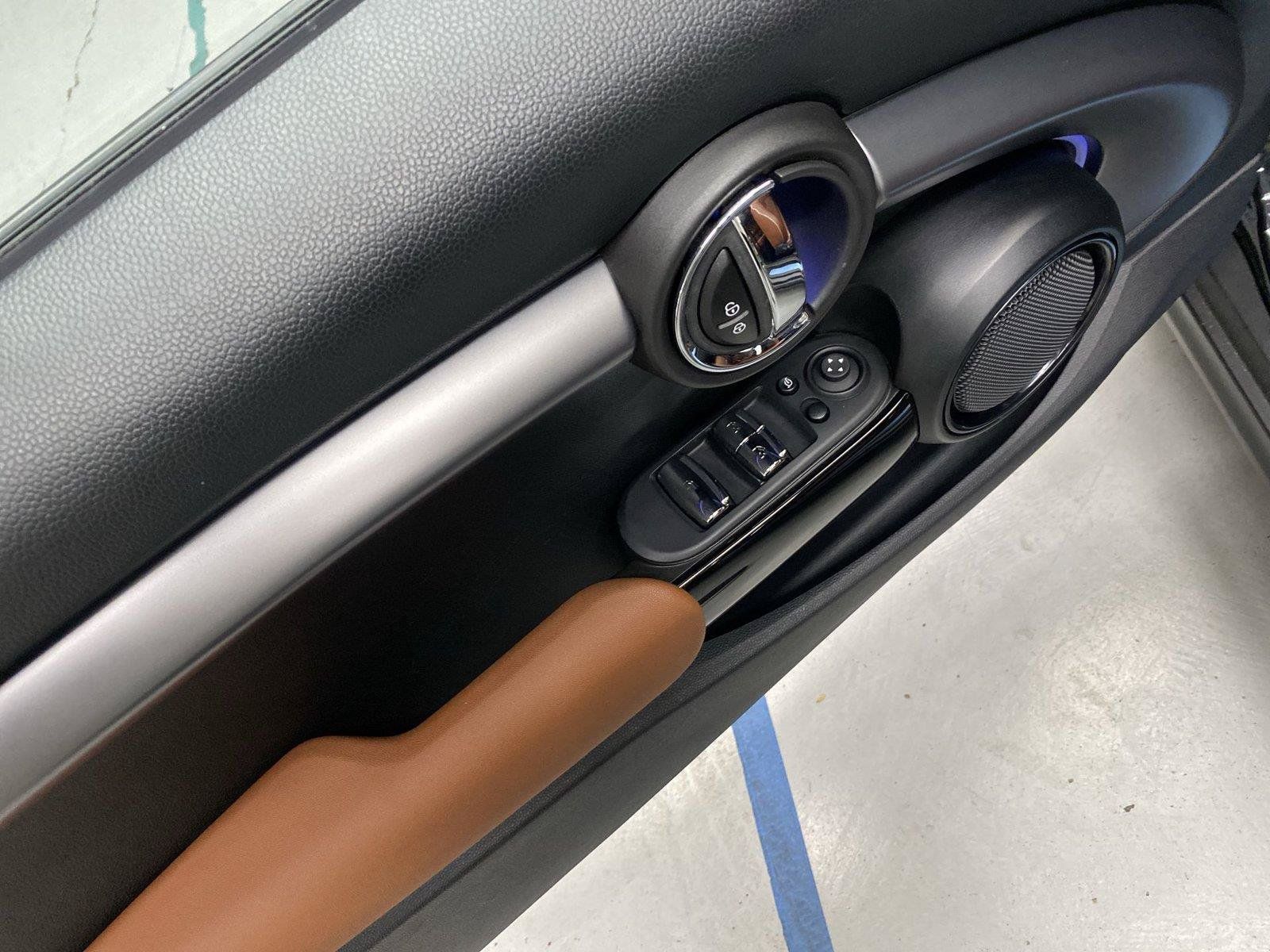 Used 2024 MINI Cooper S w/ Signature Upholstery Package FWD image 19