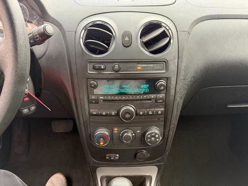 Used 2009 Chevrolet HHR LT image 15