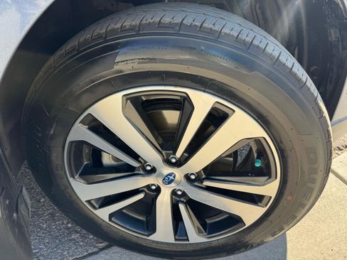 Used 2018 Subaru Outback 2.5i Limited image 15