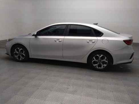 Used 2019 Kia Forte LXS FWD image 3