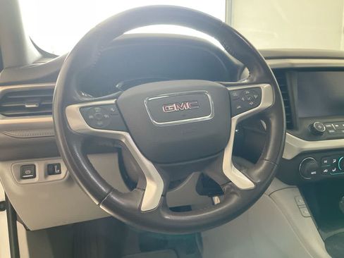 Used 2018 GMC Acadia SLT AWD/4WD image 14